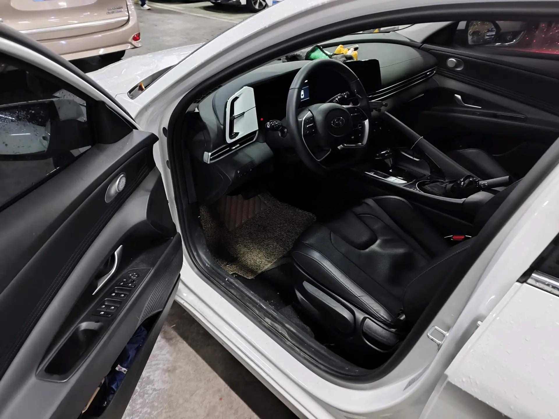 Elantra 2022 1.5L CVT GLX Elite Edition 5