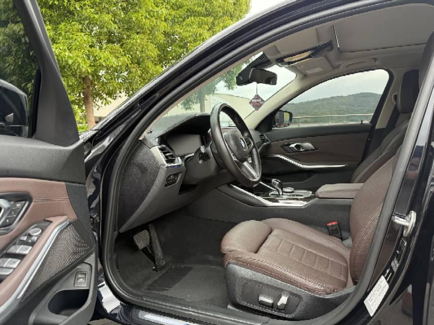 BMW 3 Series 2020 Change 325Li M Sports Suit 4