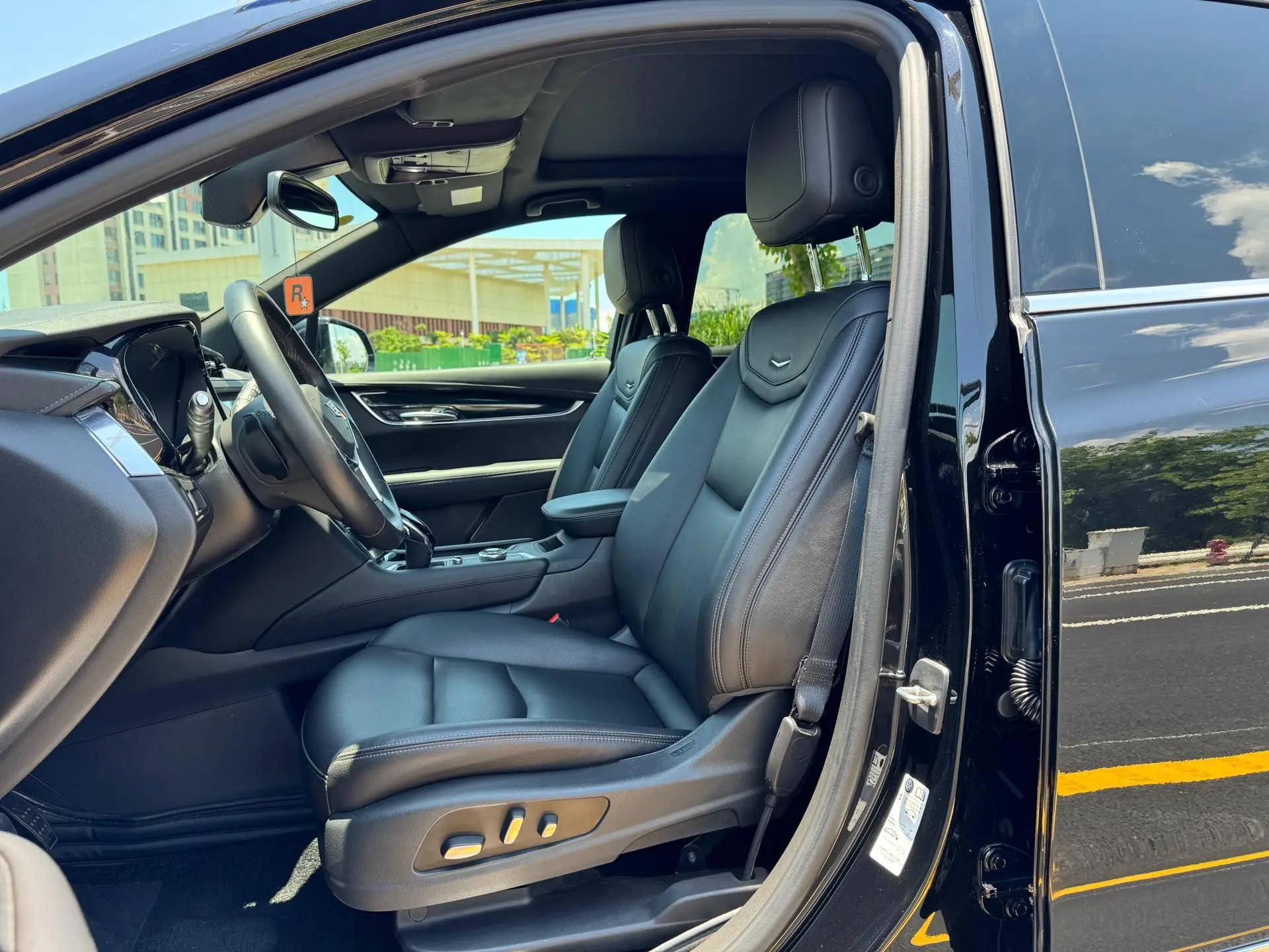 Cadillac XT5 2021 2.0T Two-Drive Luxury Model 8
