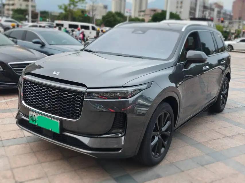 Li ONE 2021 extended 6-seat version