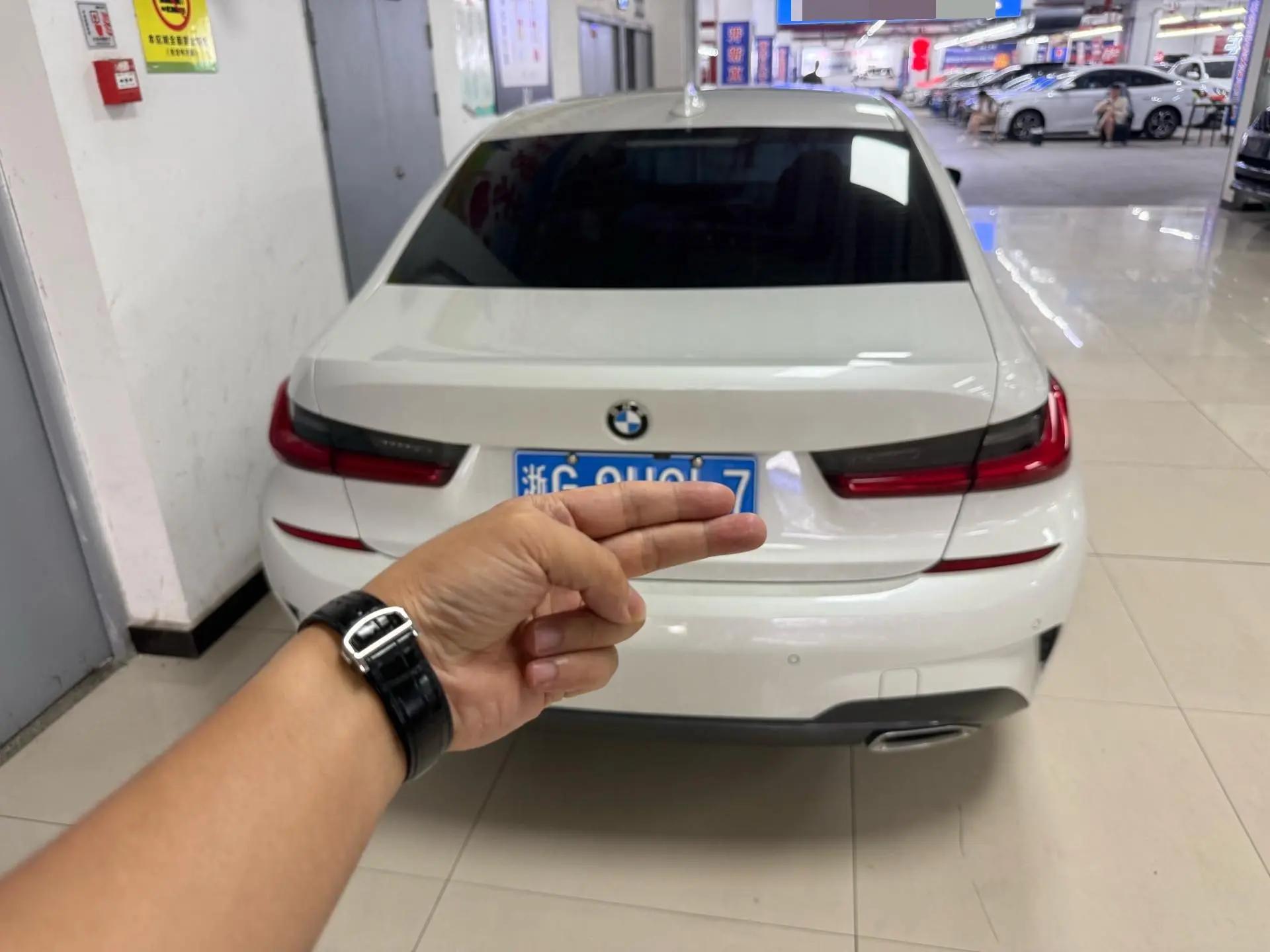 BMW 3 Series 2020 model 320Li M Sport Package 4