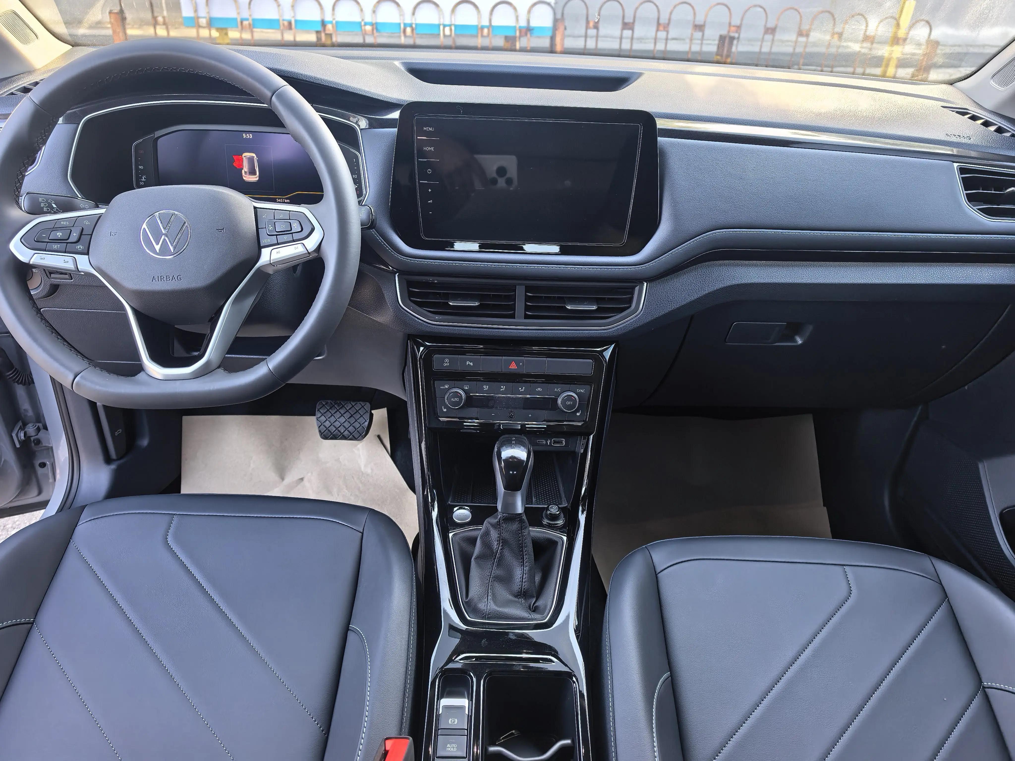 Volkswagen 2025 Tuyue Xinrui 1.5TSI 300TSI Sharp Edition Automatic Gear 4