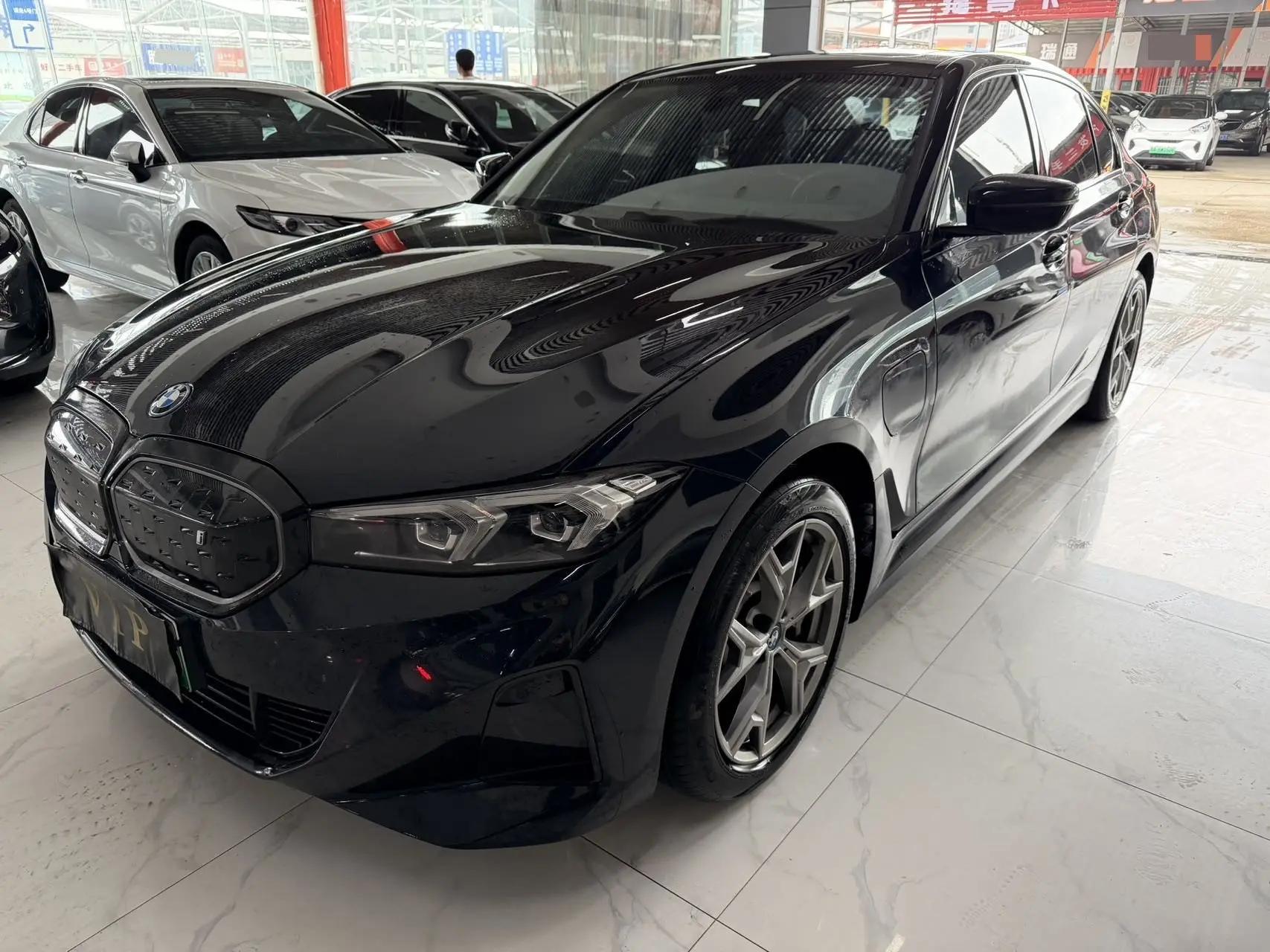 BMW 2024 i3 eDrive 35 L Automatic