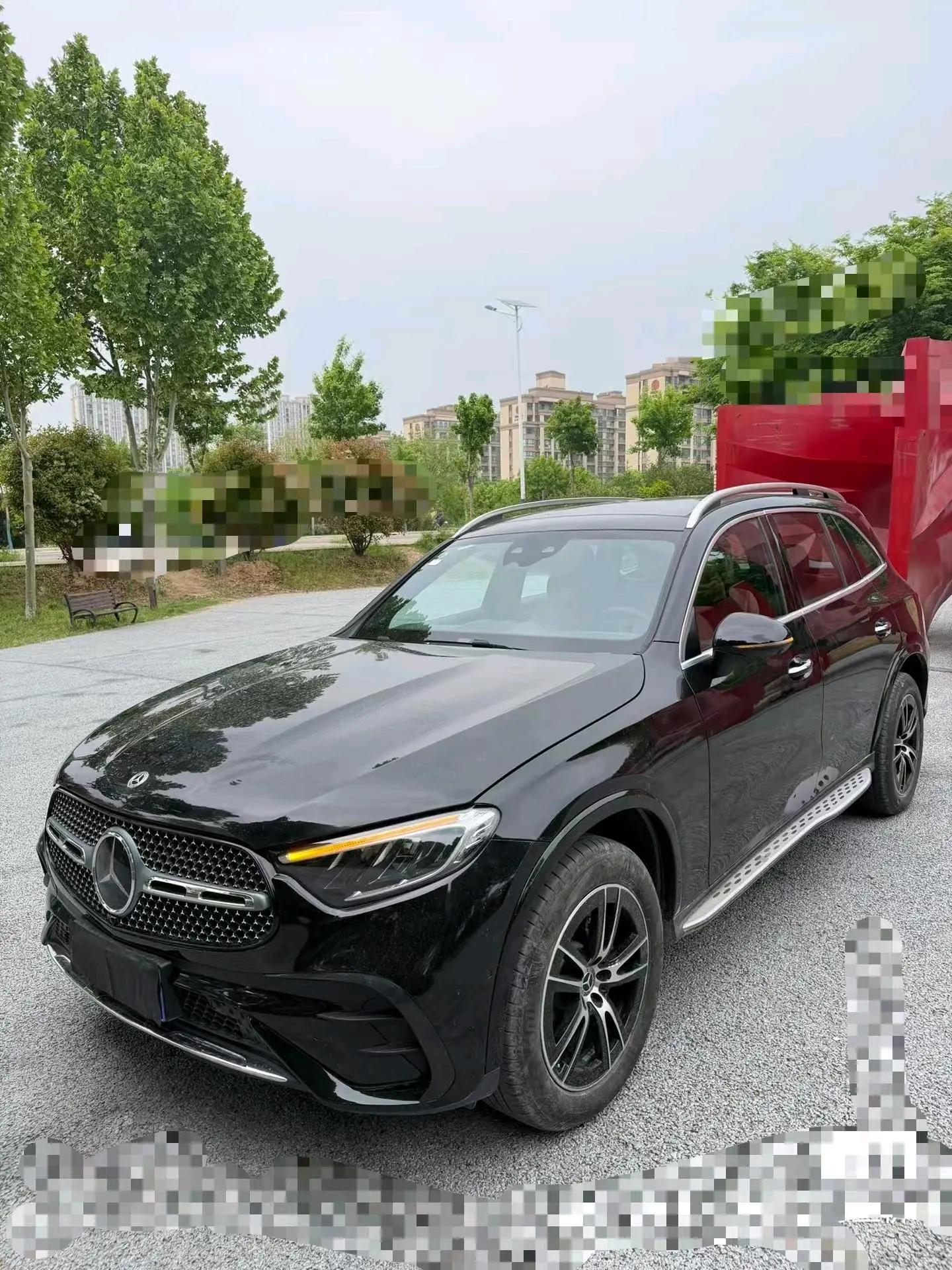 Открыть галерею: Mercedes Benz 2026 GLC 260 L 4MATIC 48V 2.0T Luxury 5-seat Automatic Gear