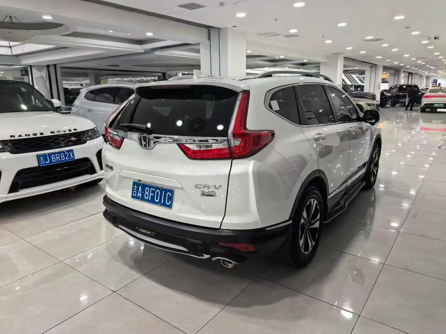 Honda CR-V 2019 Dazzling Edition plus 240TURBO CVT Two-Drive Fashion Edition National VI 9