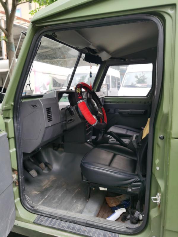 Warrior 2019 2.4T 3-door 4-wheel drive short axle gasoline version VI 5
