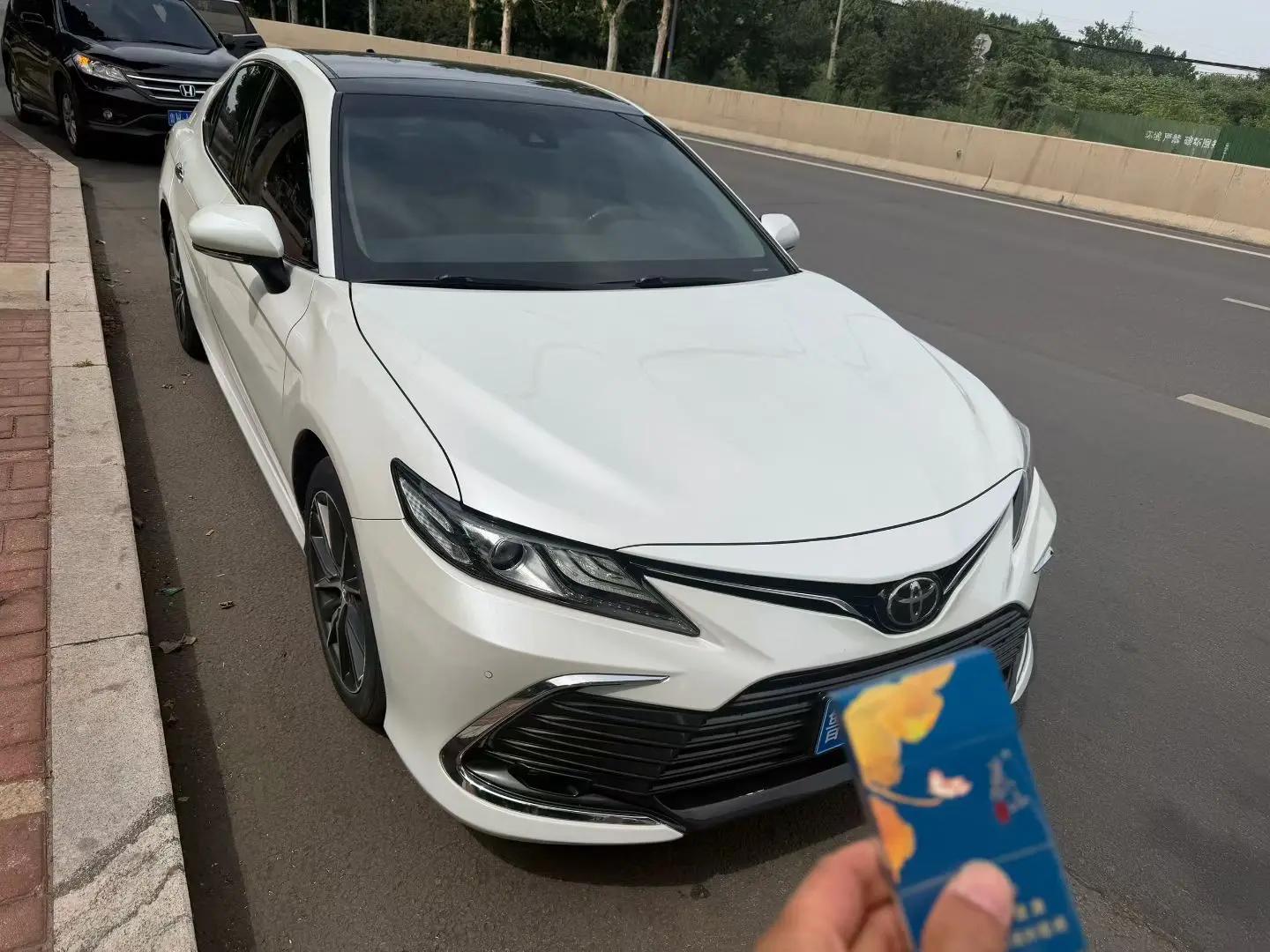 Camry 2021 2.5G Luxury Edition 2