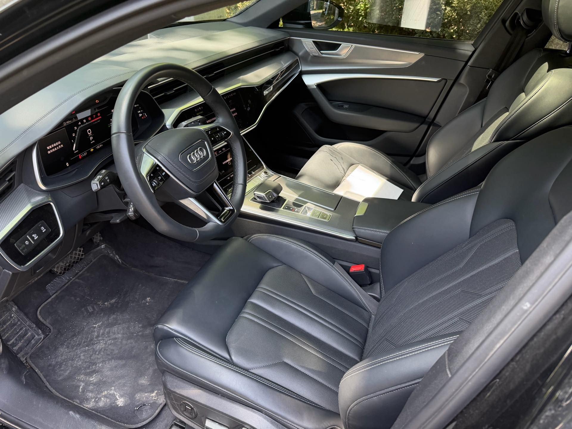 Audi 2025 A6L 2.0TFSI 40TFSI Deluxe Dynamic Automatic 3