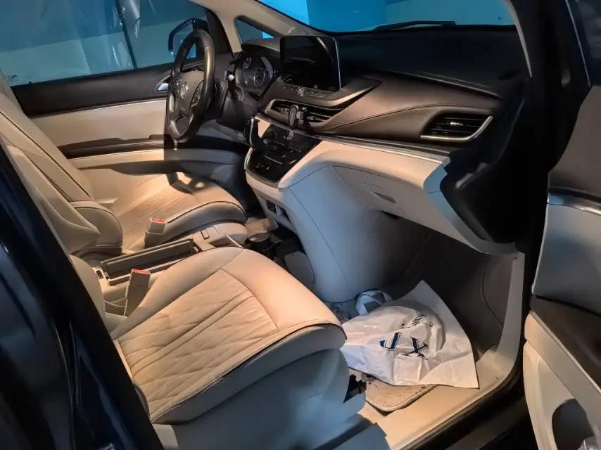 Buick GL8 2022 Land Business Class 652T Smart Luxury Model 4