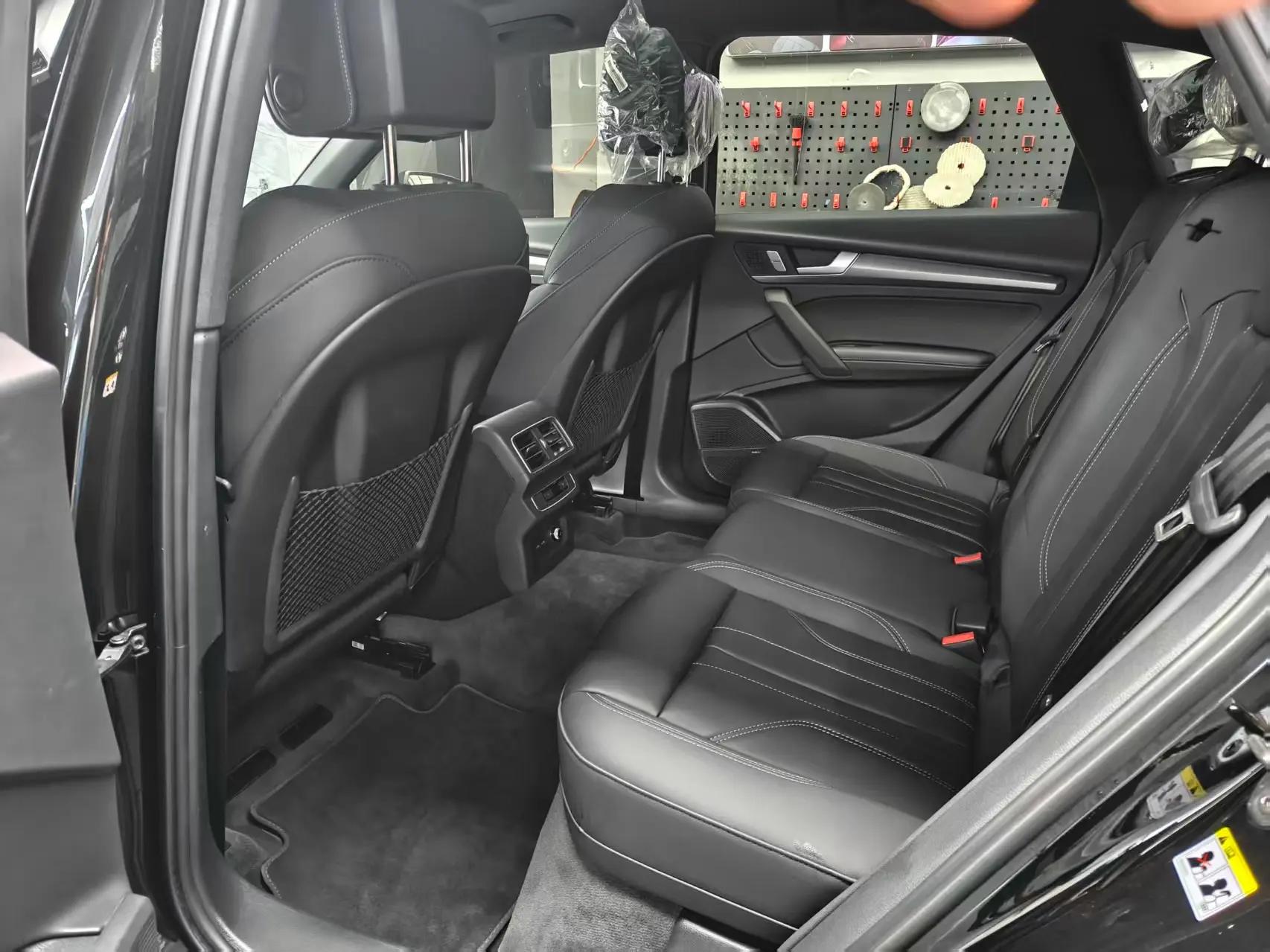 Audi 2023 Q5L 2.0TFSI 45TFSI luxury dynamic automatic transmission 3