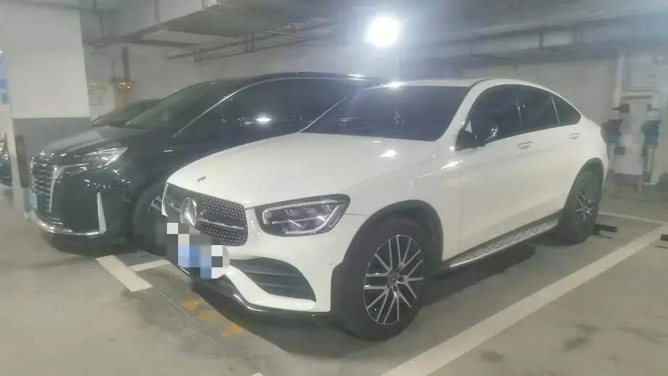 Mercedes Benz GLC Coupe 2020 GLC 300 4MATIC Coupe SUV