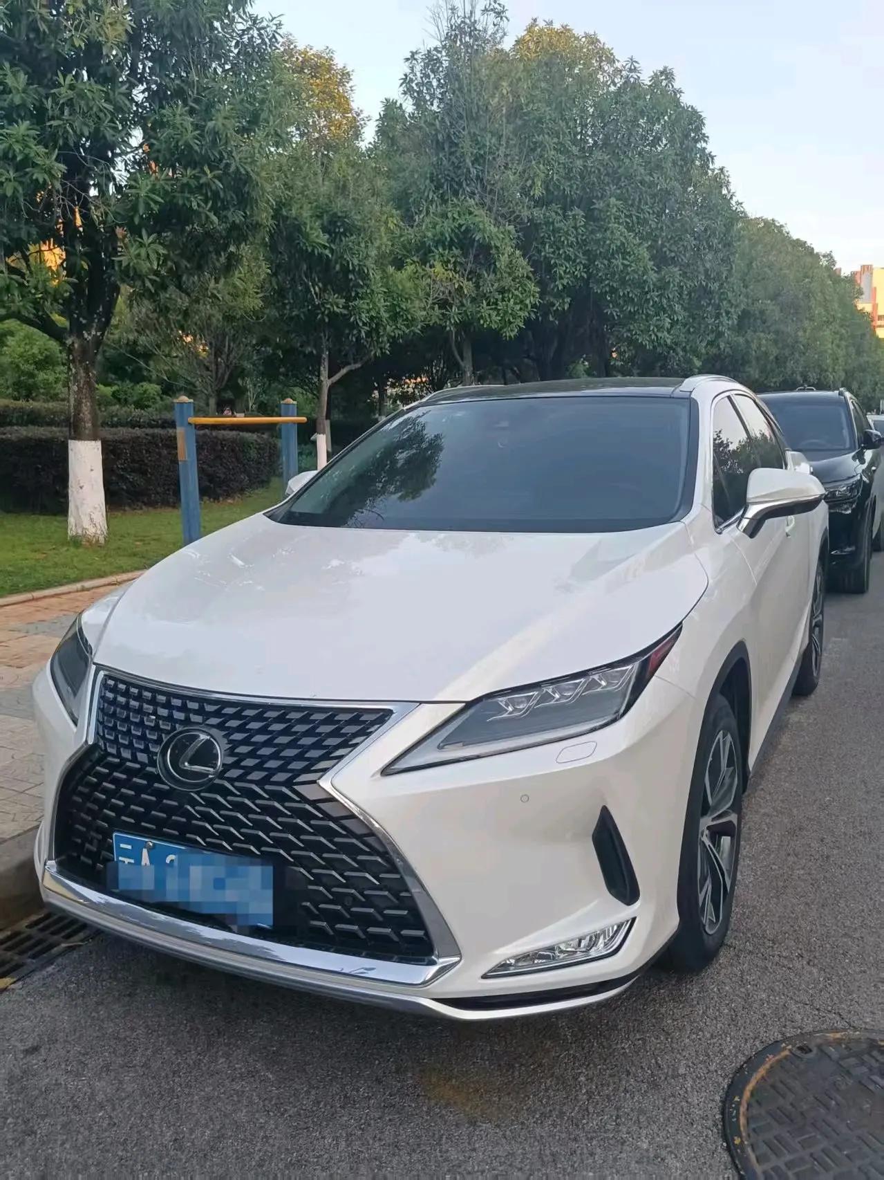 Lexus RX 2020 model modified 300 four-wheel drive elegant version