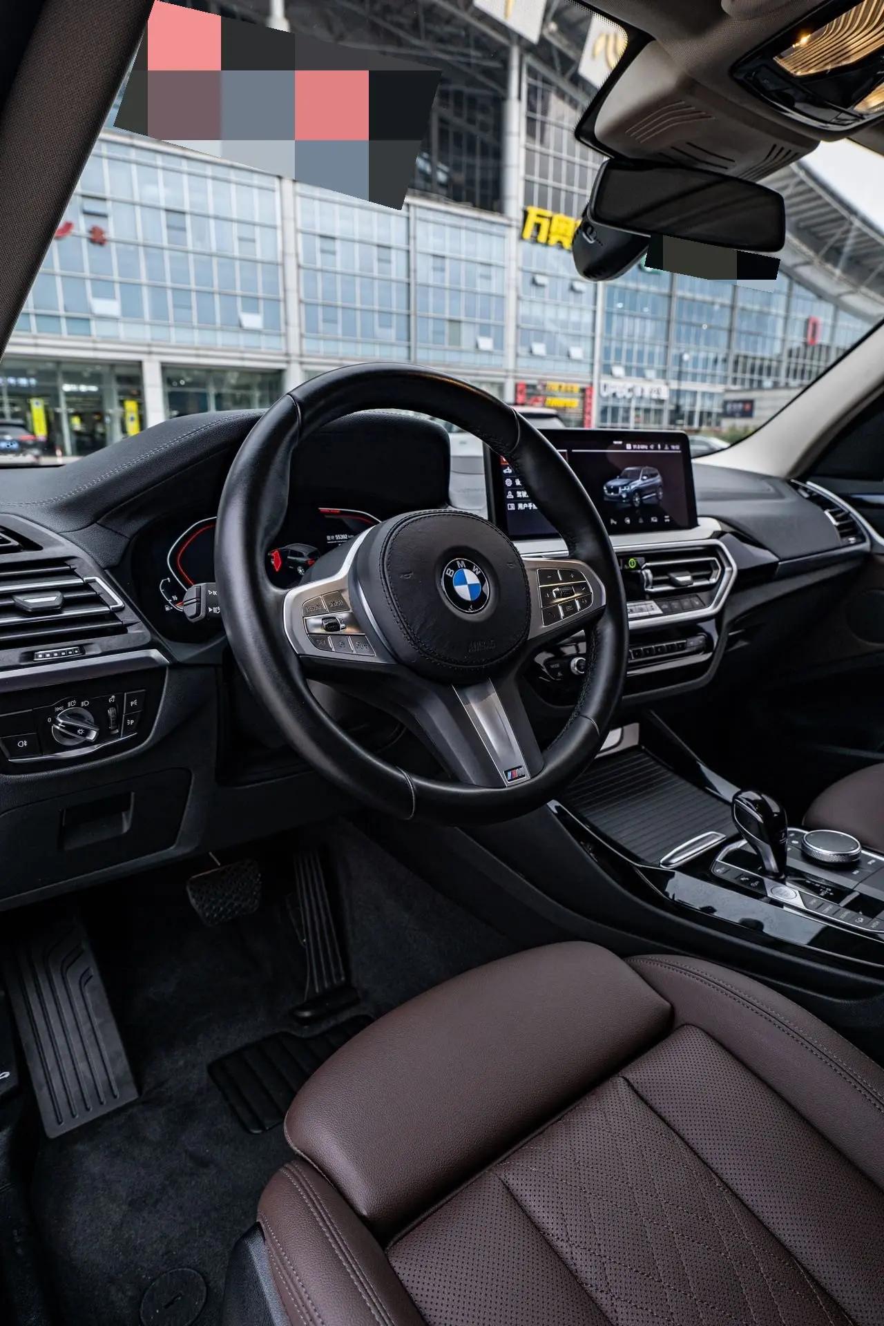 BMW X3 2022 xDrive25i M sports suit 4