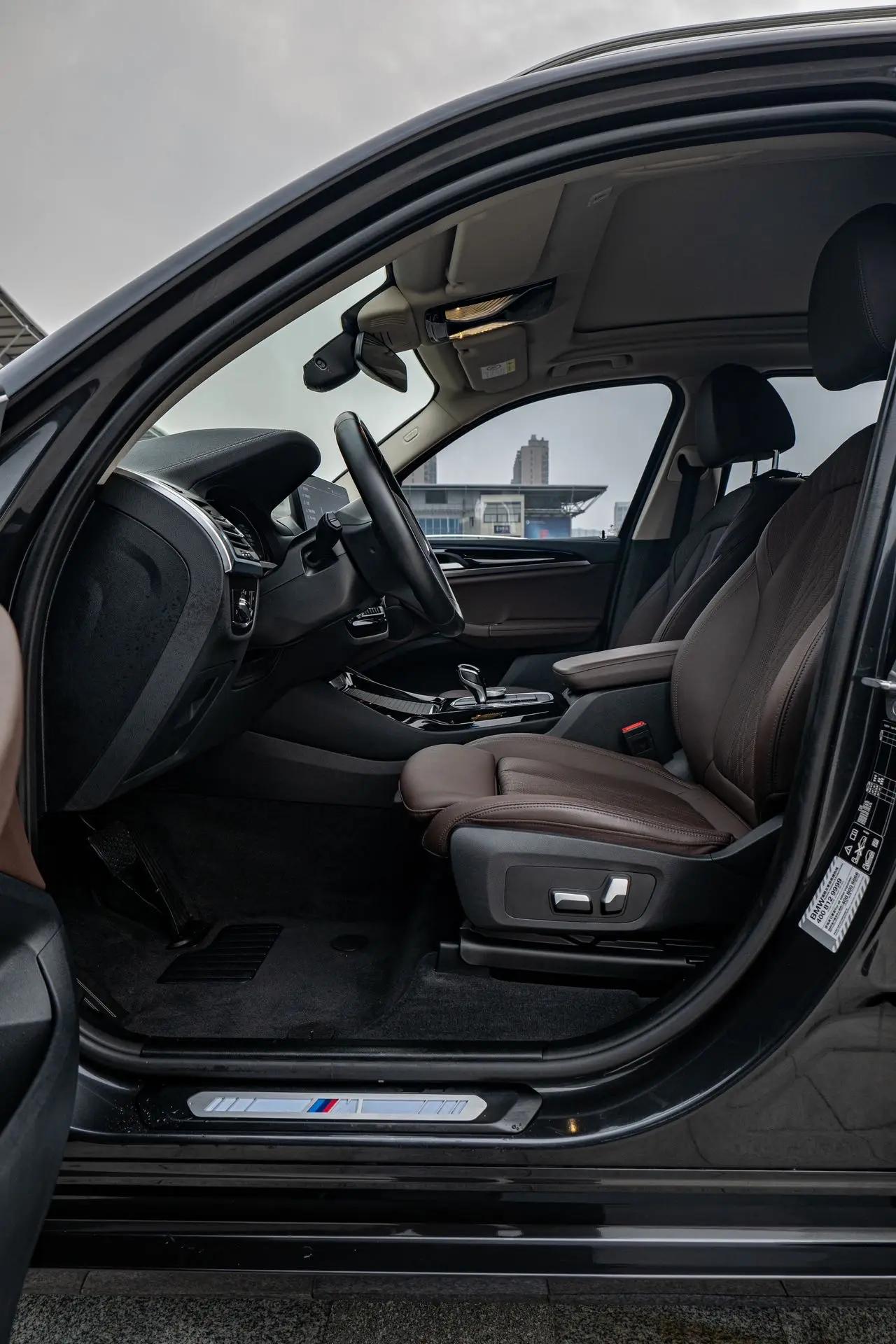 BMW X3 2022 xDrive25i M sports suit 5