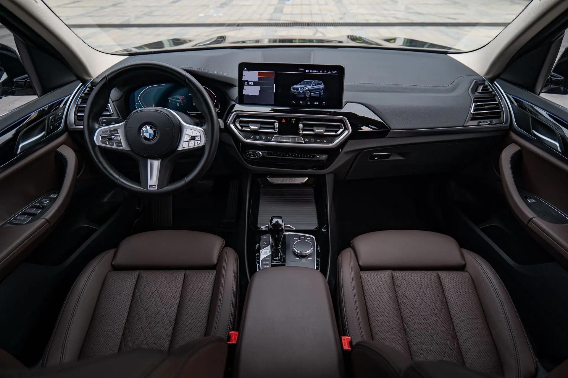 BMW X3 2022 xDrive25i M sports suit 6