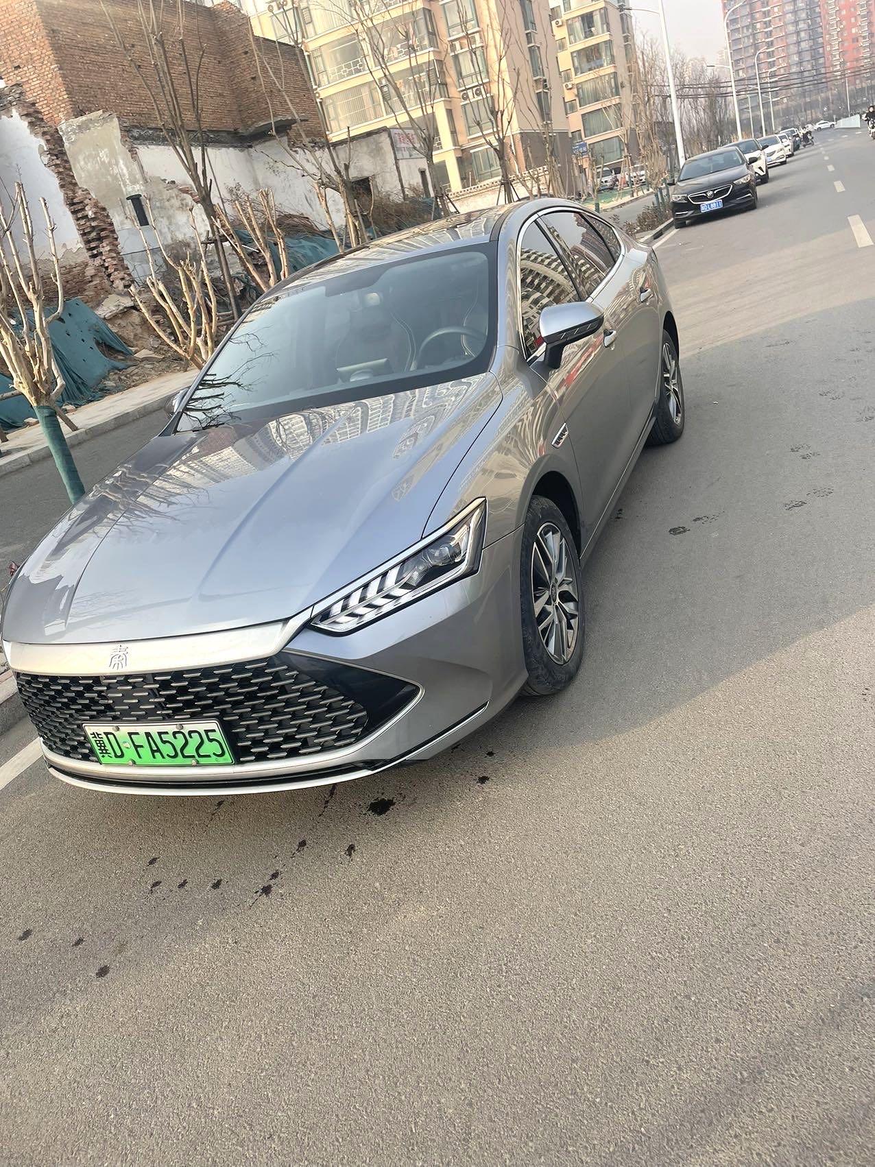 Qin PLUS 2021 DM-i 120KM Honorable Model