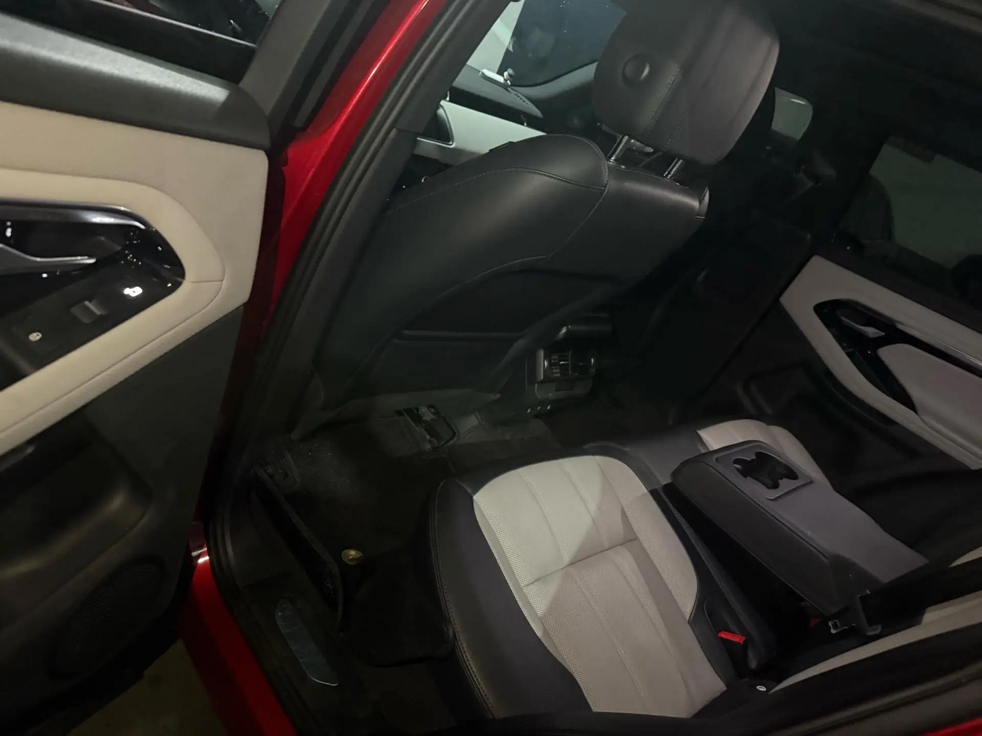 Range Rover Aurora 2020 249PS R-DYNAMIC S Sports Edition 4