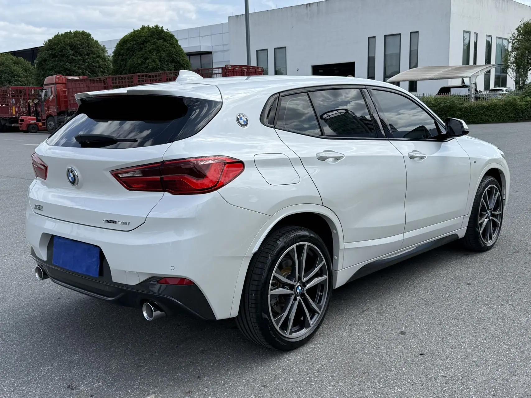 BMW X2 2020 sDrive25i exclusive M sports suit 6
