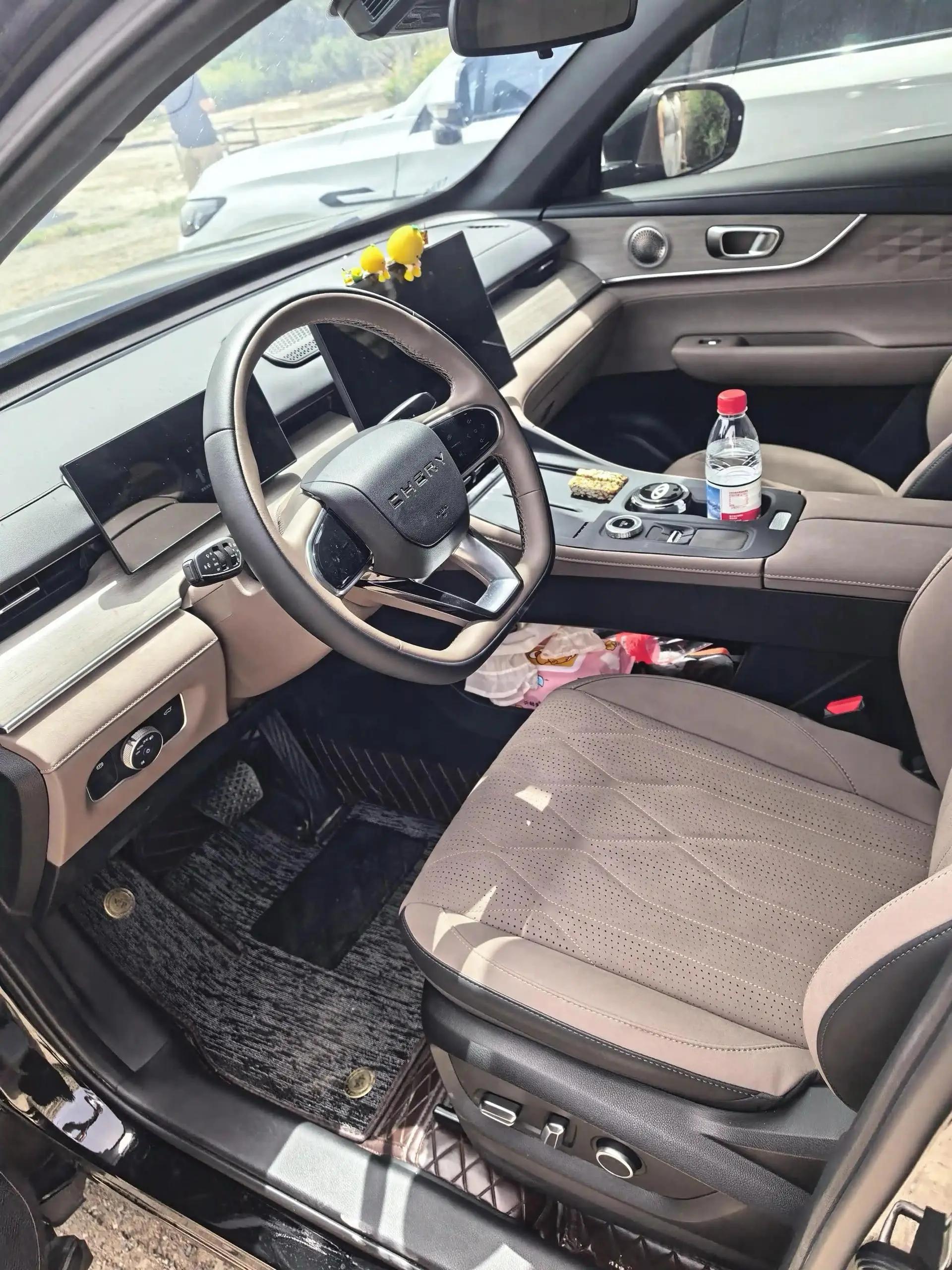 Ruihu 8 PLUS 2023 290TGDI DCT New Edition 2