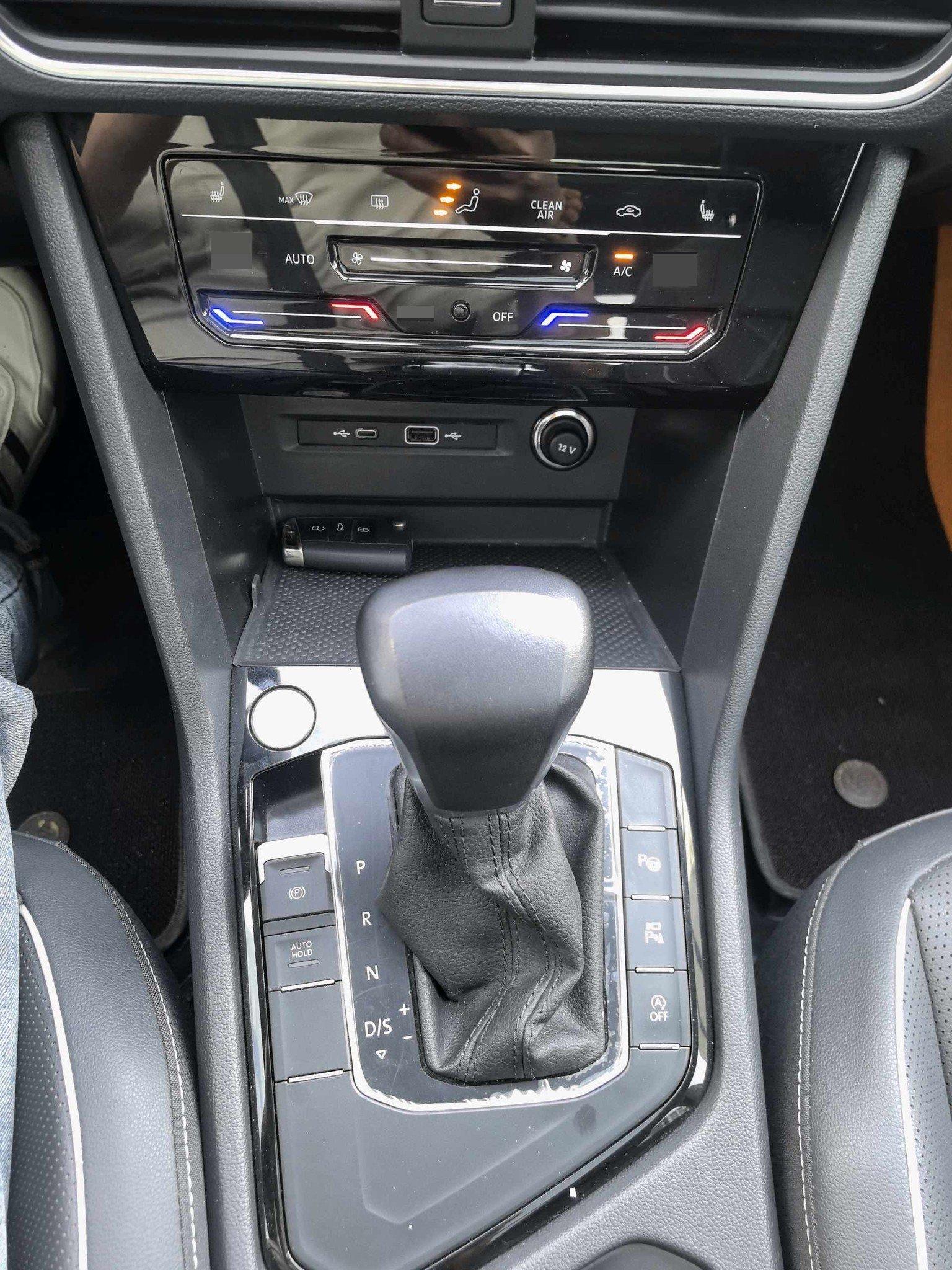 Tiguan L 2022 330TSI Automatic Two-Drive R-Line Enjoy Edition 15