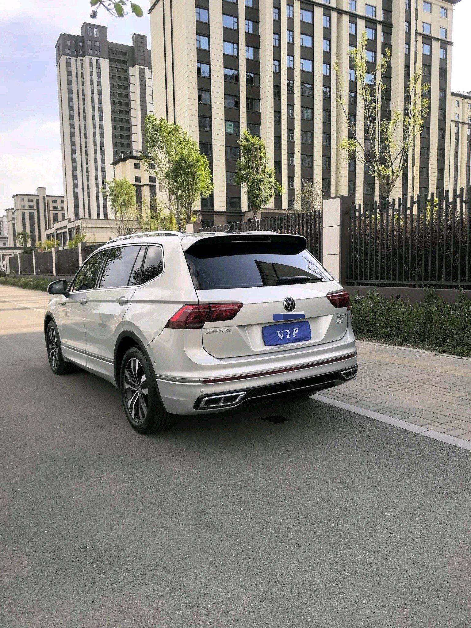 Tiguan L 2022 330TSI Automatic Two-Drive R-Line Enjoy Edition 4