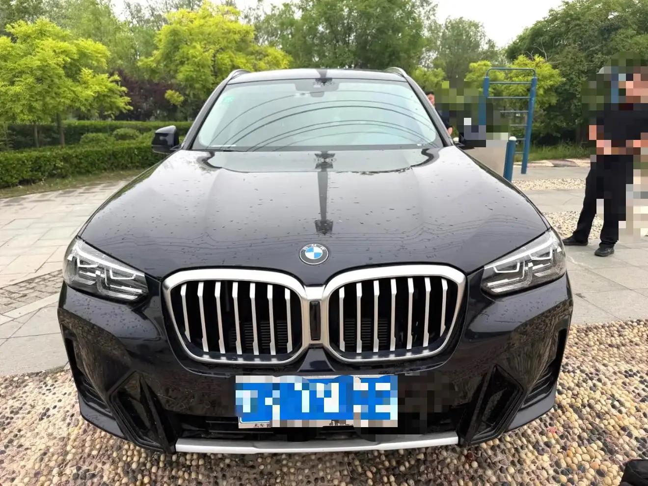 BMW X3 2022 xDrive25i M sports suit 2