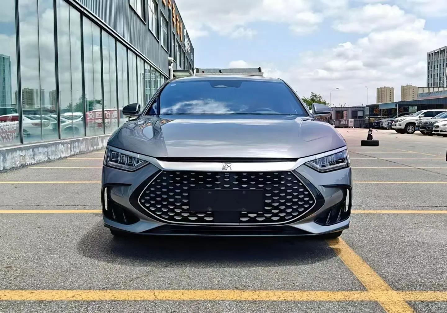 Han 2022 DM-i 121KM exclusive 2