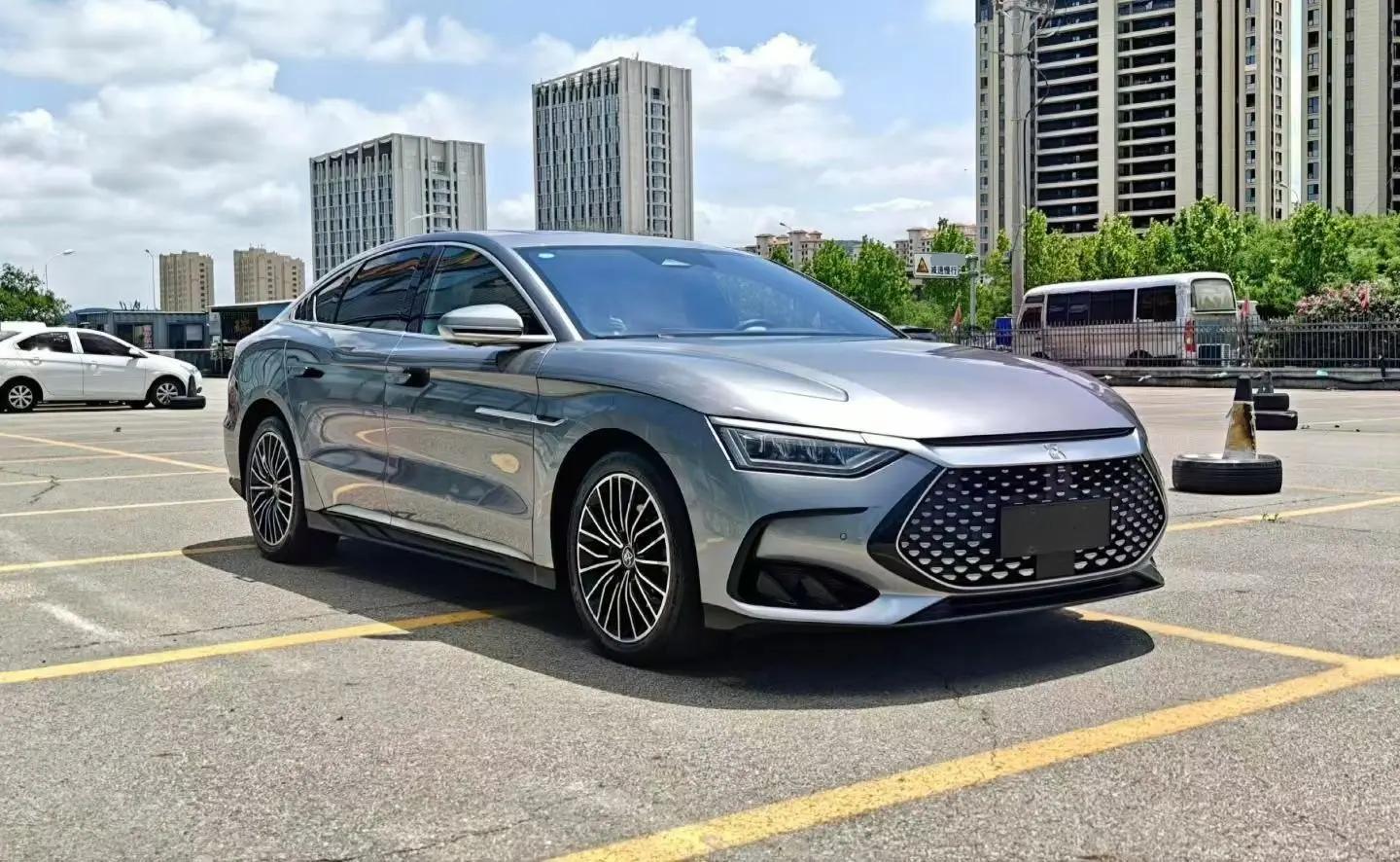 Han 2022 DM-i 121KM exclusive 3