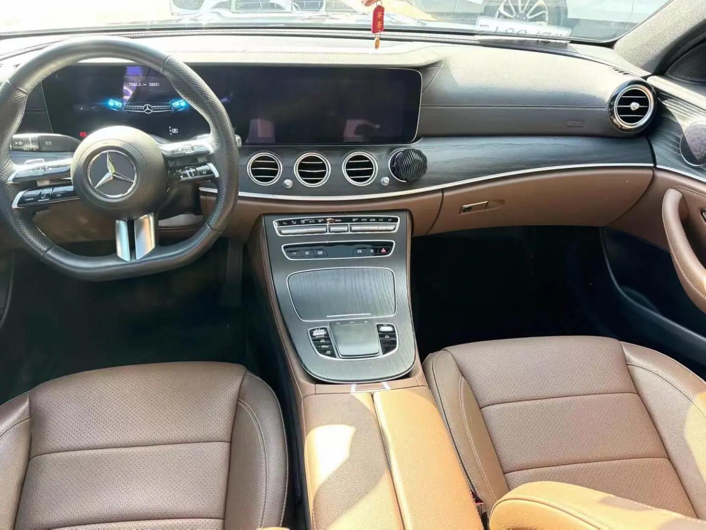 Mercedes Benz E-Class 2023 E 300 L Fashion 5