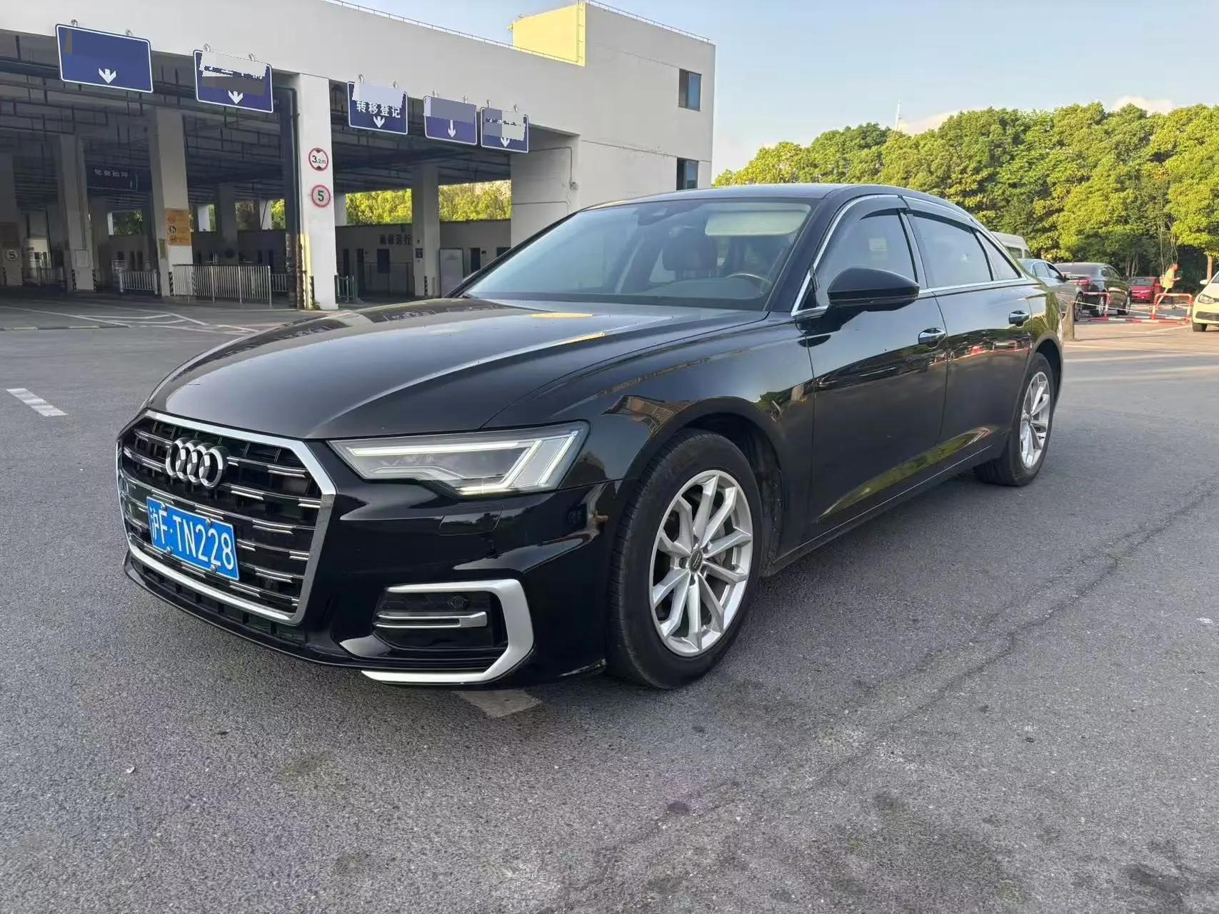 Audi A6L 2021 40 TFSI Deluxe Dynamic