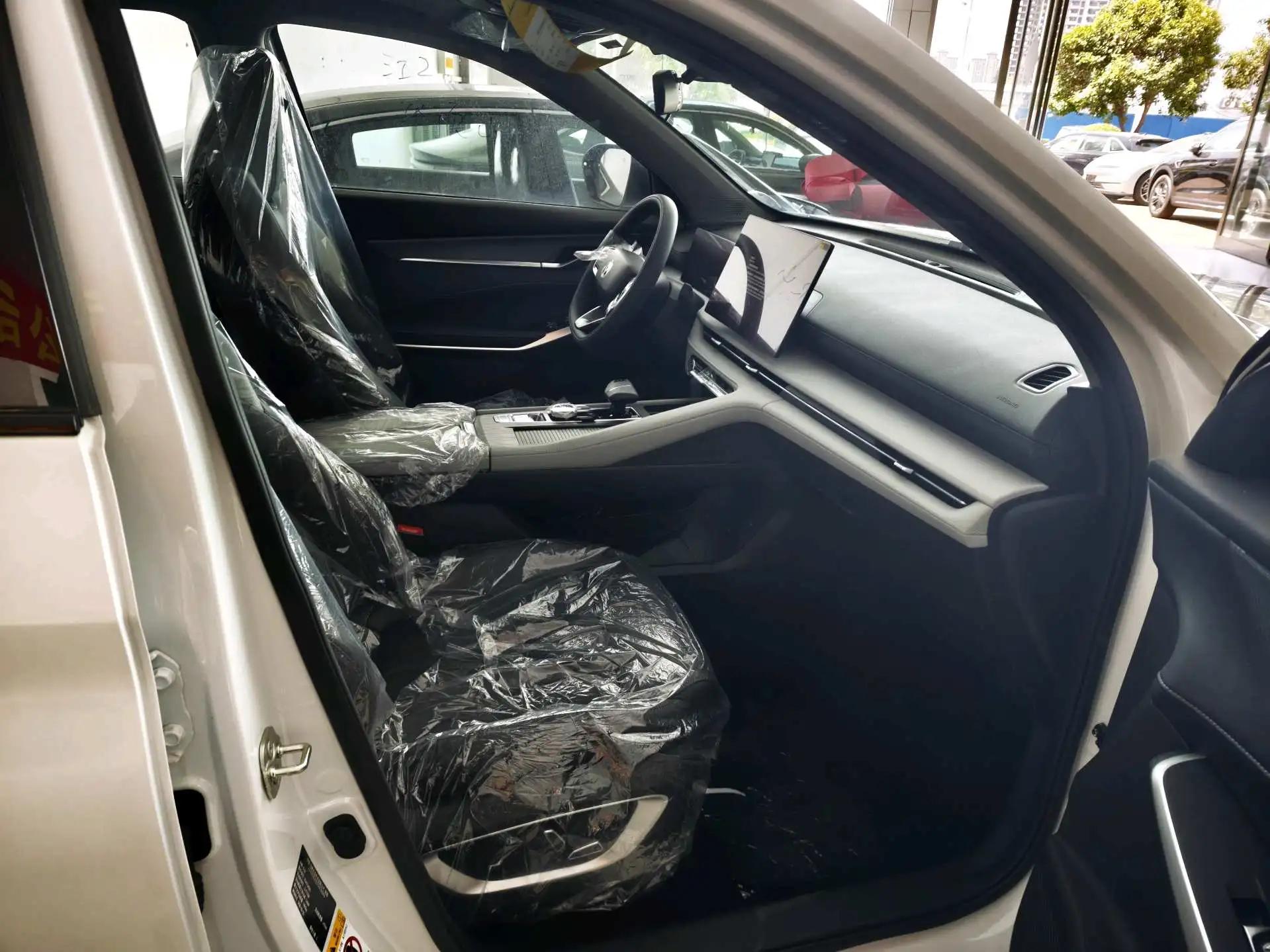 ChangAn 2026 CS75 PLUS 1.5T Smart Champion Edition New Blue Whale Smart Navigation Automatic Gear 4