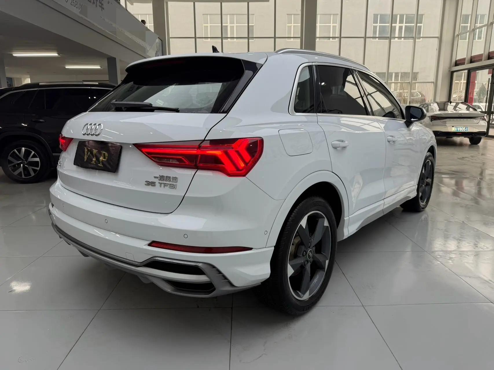 Audi 2023 Q3 1.4TFSI 35TFSI Attractive Dynamic Edition Automatic 3