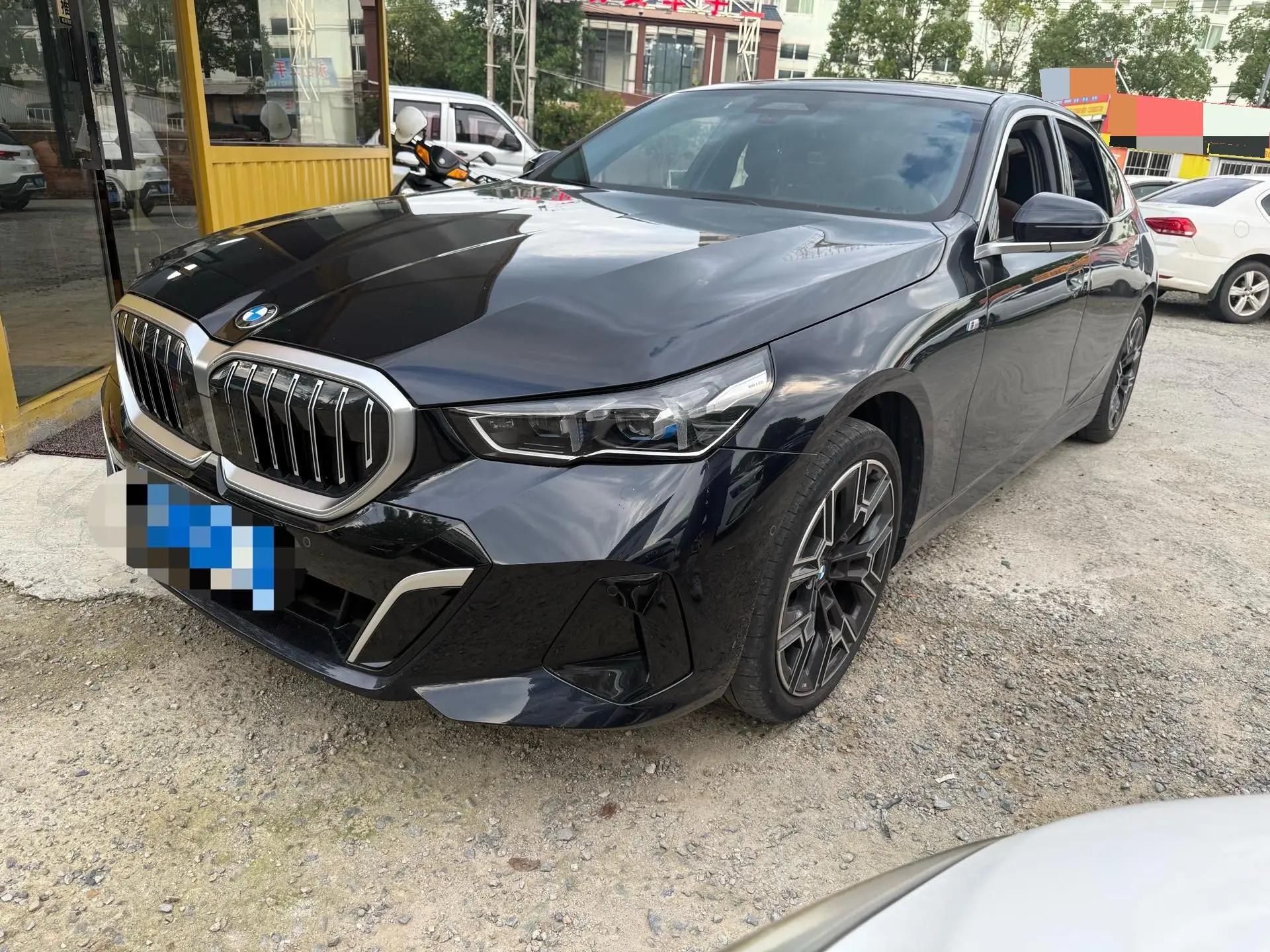 BMW 5 Series 2024 530Li 48V 2.0T Luxury Model M Sport Package Automatic