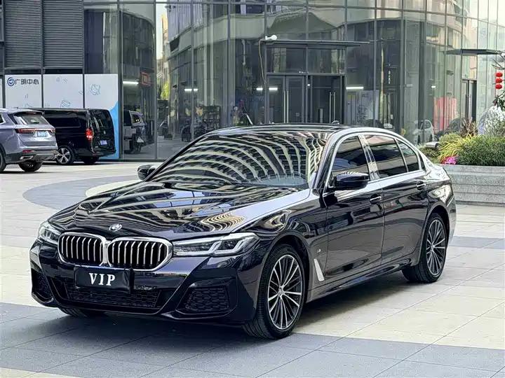 BMW 5 Series 2022 Modified 2 530Li Leading M Sports Suit