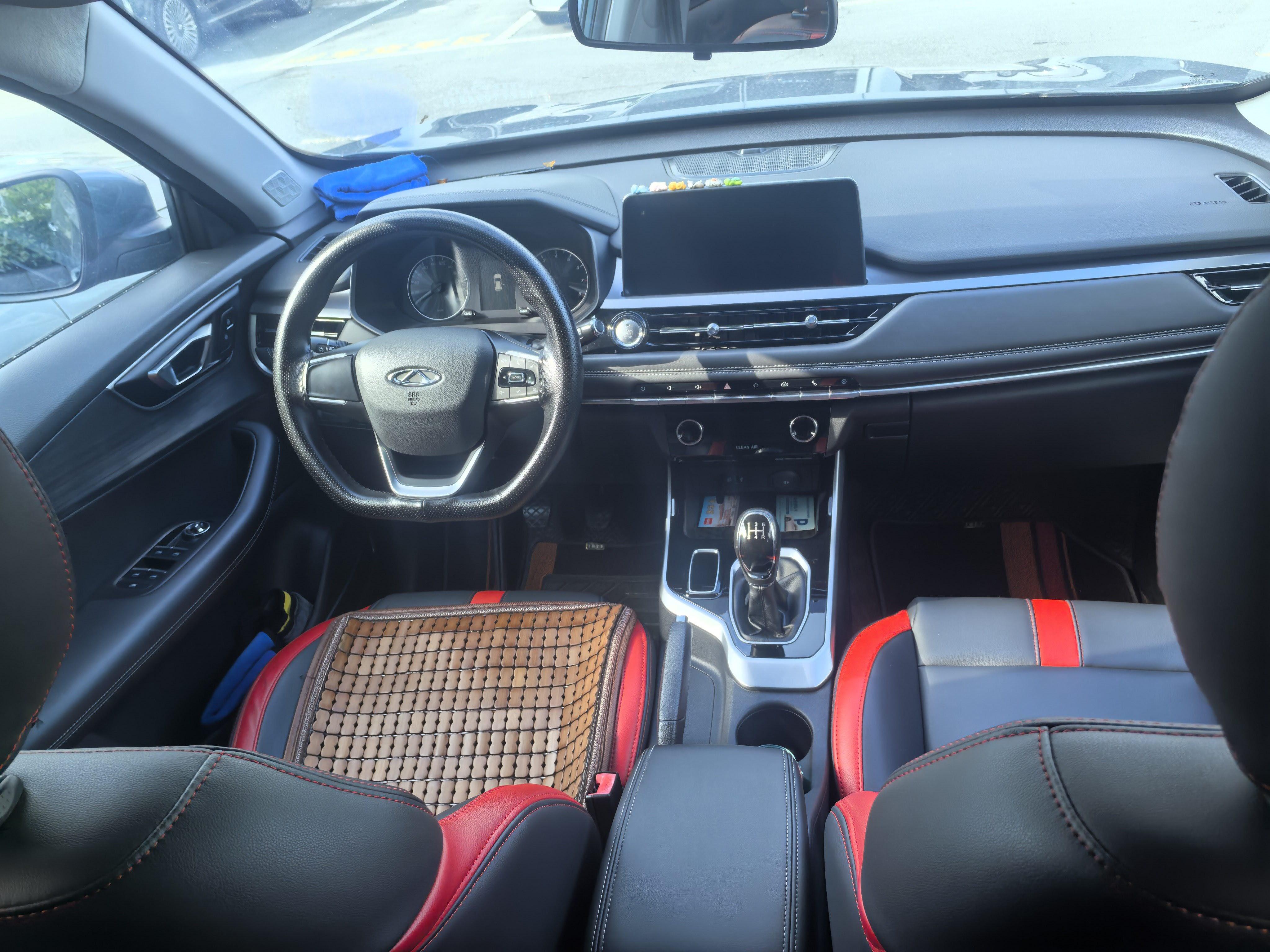 Ruihu 5x 2019 HERO 1.5L Manual Fashion Edition 4