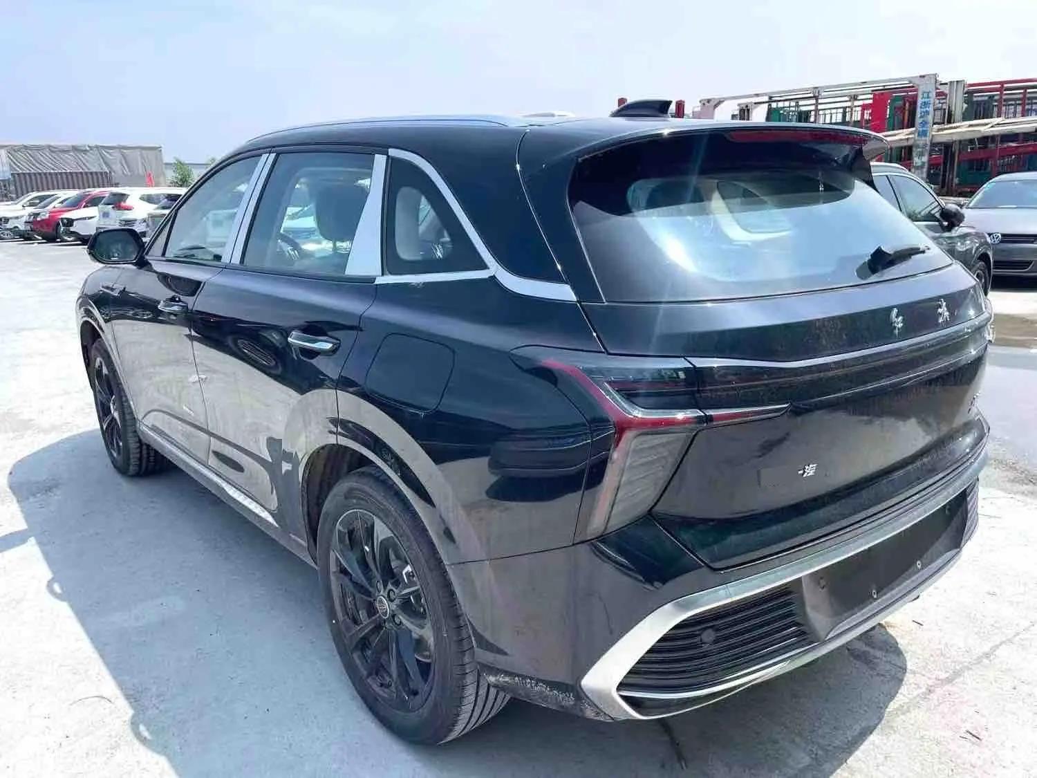 HongQi 2025 HS3 PHEV 1.5T 117km Strong for PLUS Edition Automatic Gear 4