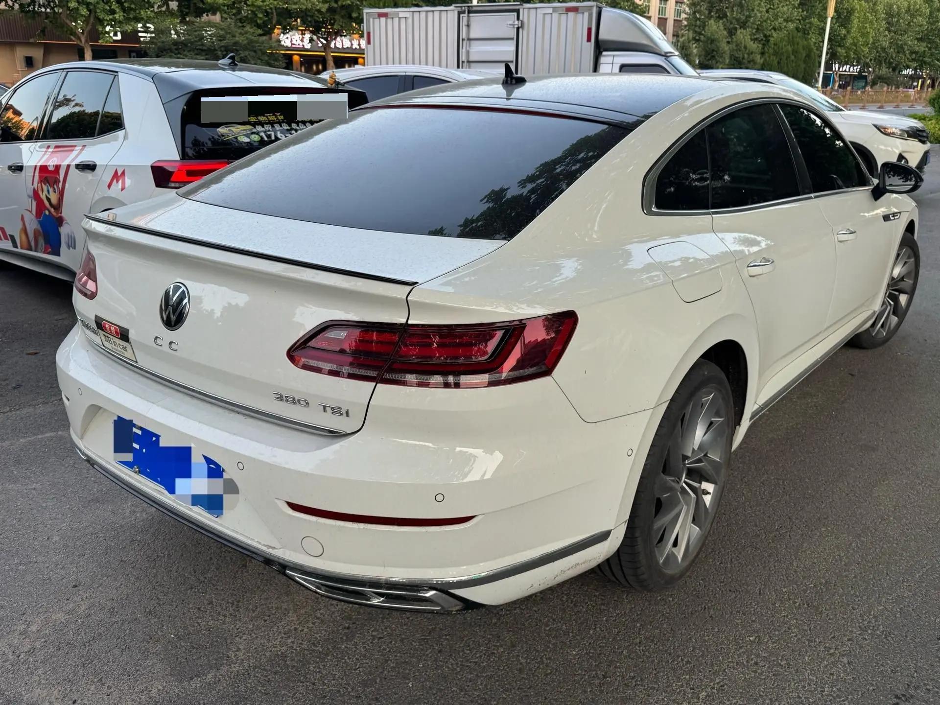 FAW-Volkswagen CC 2021 model 380TSI Striking Edition 2