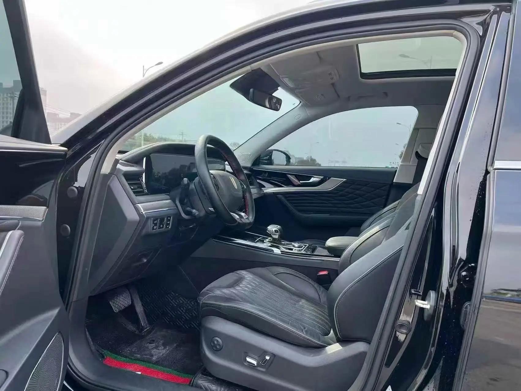HongQi HS5 2022 to 2.0T Zhilian Flag to Enjoy Four-wheel Drive Edition 3