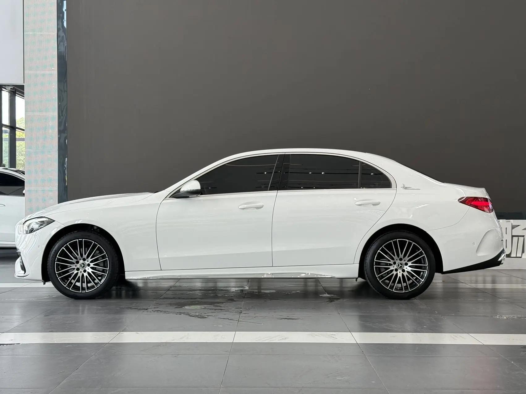 Mercedes Benz C- Class 2023 C 260 L 48V 1.5T Sport Edition (facelift) Automatic 3