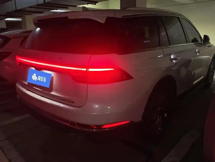 Flying Home 2020 3.0T V6 4-wheel Drive Premium Edition 3