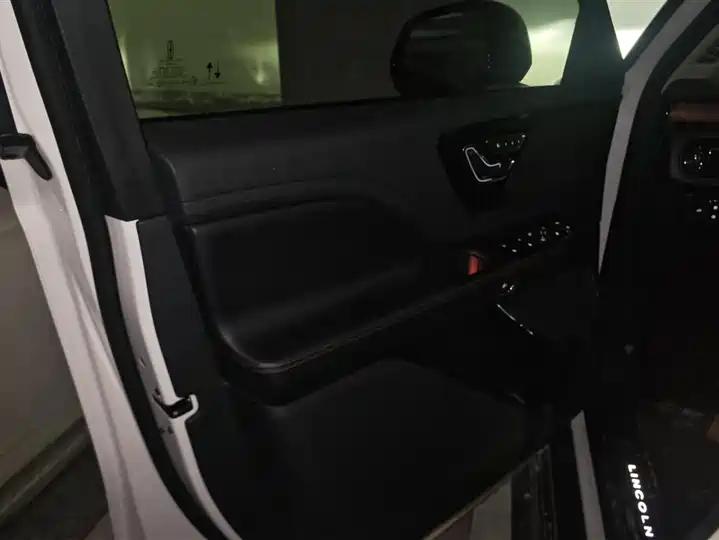 Flying Home 2020 3.0T V6 4-wheel Drive Premium Edition 7
