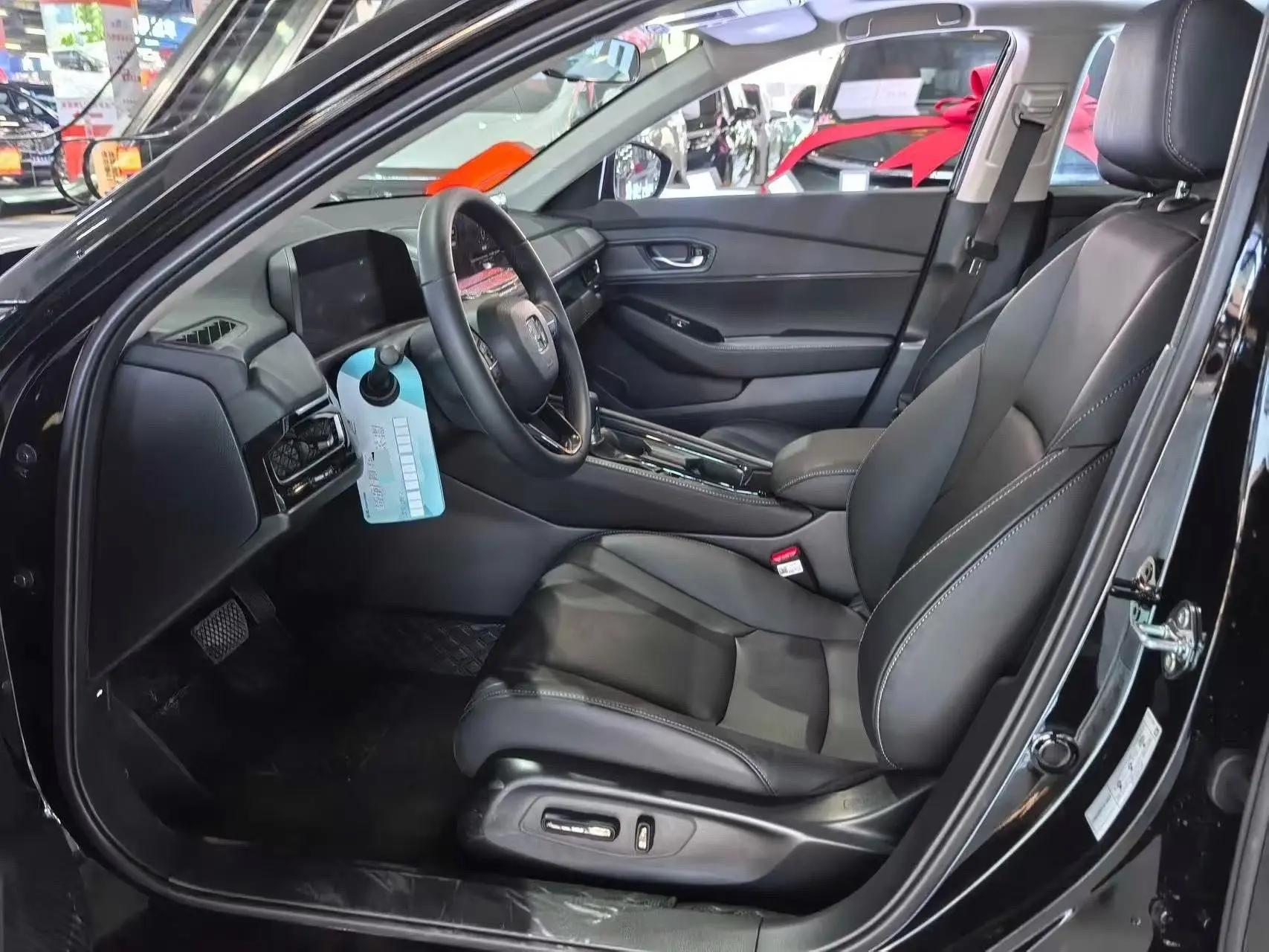 Honda 2025 INSPIRE 1.5T CVT 260TURBO Elegance Edition Automatic 2
