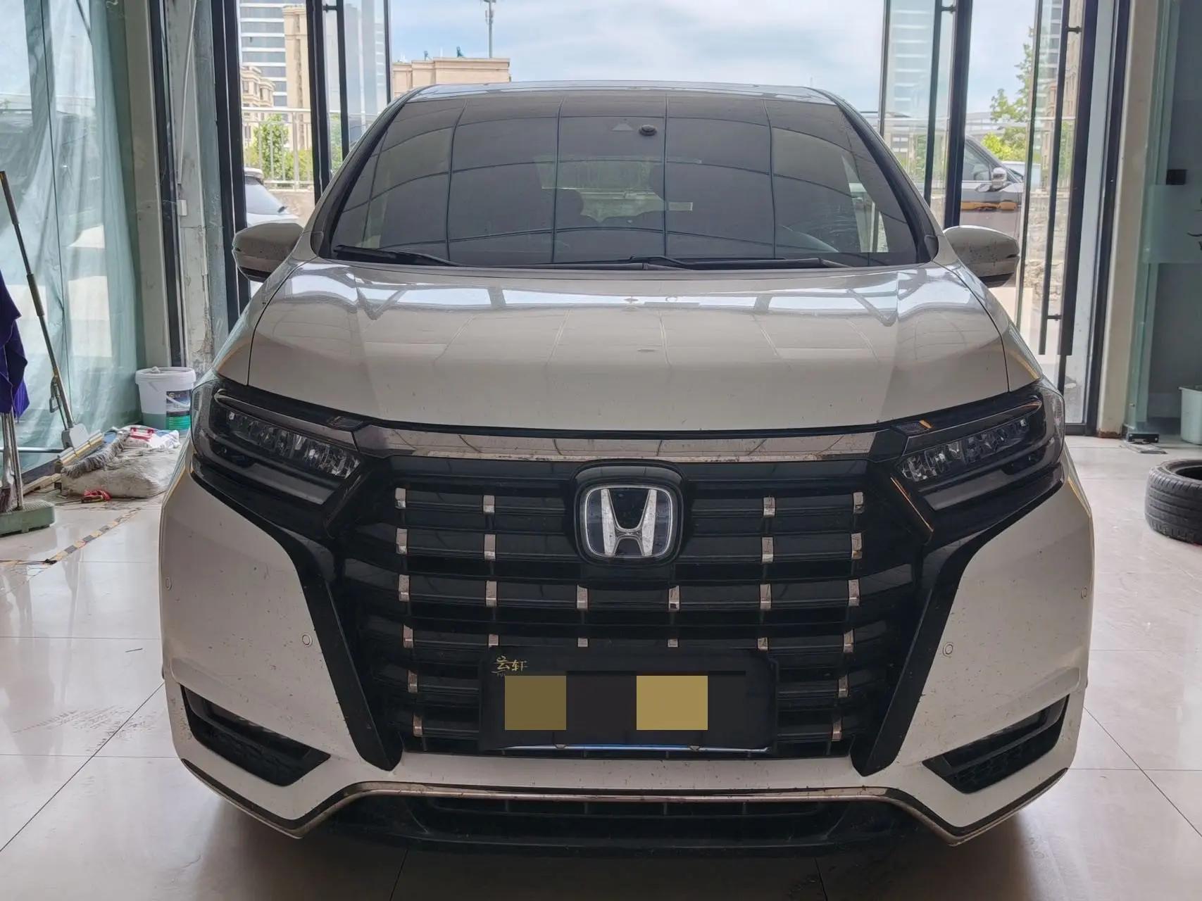 Elyson 2022 2.0L e:HEV Deluxe Edition 2