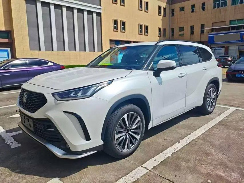 打开图片灯箱:Toyota 2026 Crown Land Release HEV 2.5 Stepless Four-wheel Drive Premium Edition Automatic Gear