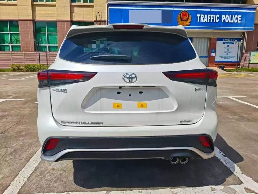 Toyota 2026 Crown Land Release HEV 2.5 Stepless Four-wheel Drive Premium Edition Automatic Gear 5