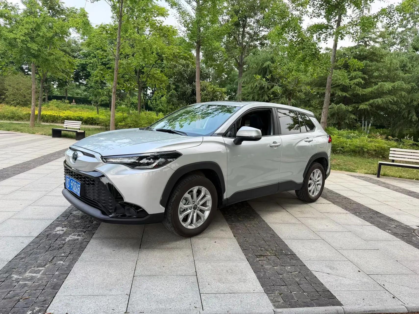 Toyota 2025 Front Landa 2.0 Stepless Leading Plus Edition Automatic Gear