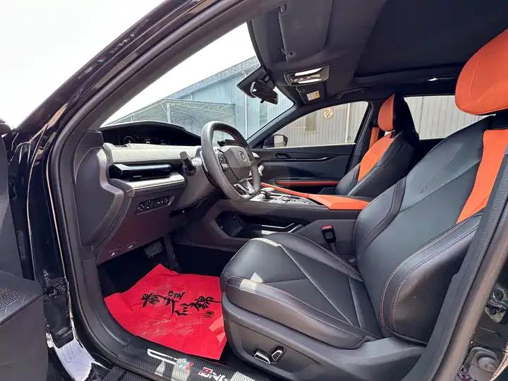 ChangAn UNI-V 2022 1.5T Honorable Model 4