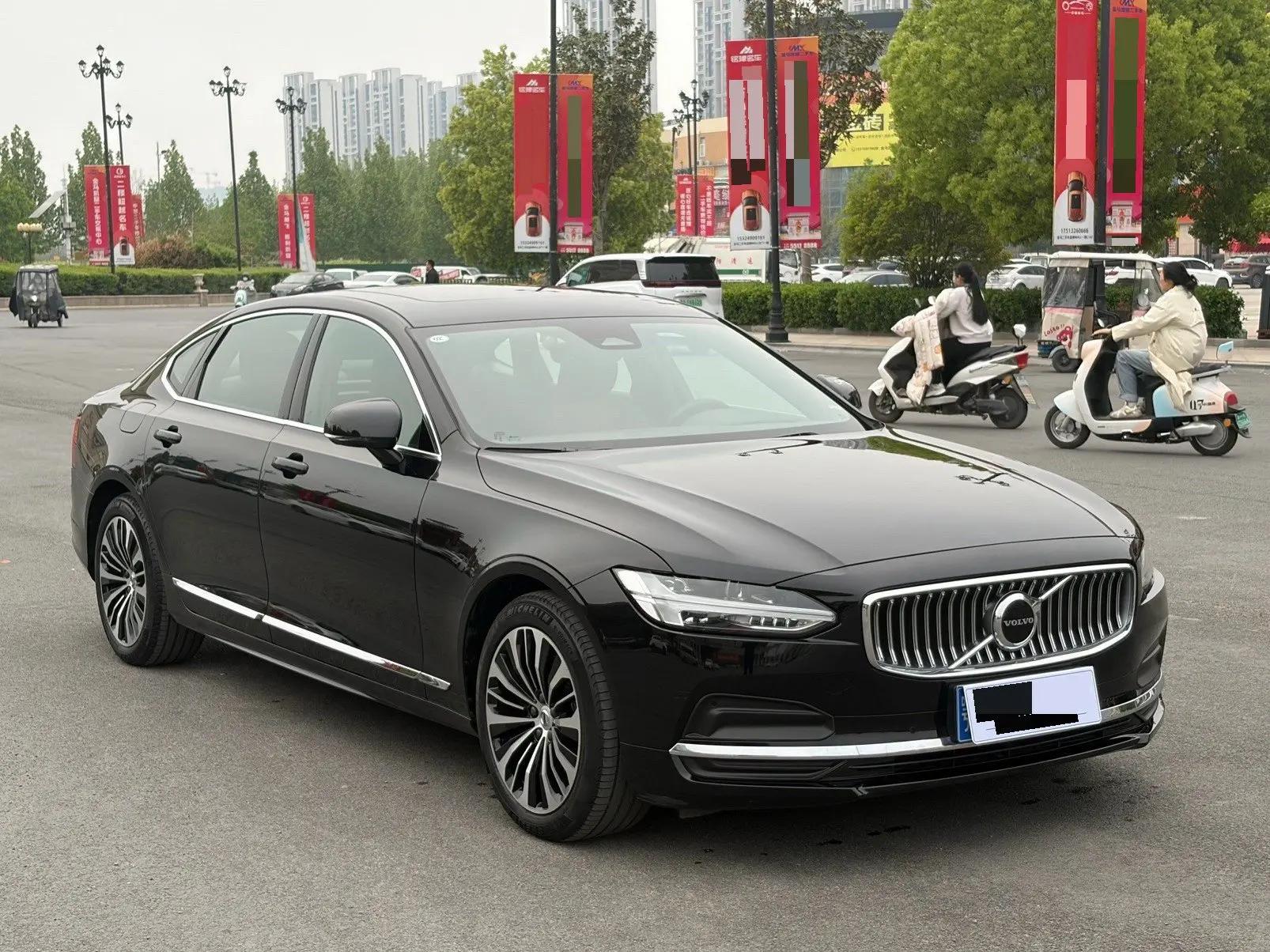 Volvo S90 2024 B5 Zhiyi Deluxe Edition 3