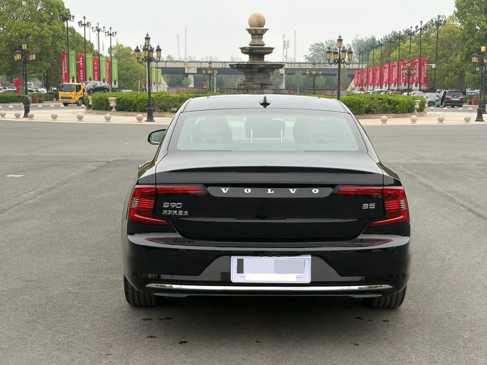 Volvo S90 2024 B5 Zhiyi Deluxe Edition 5