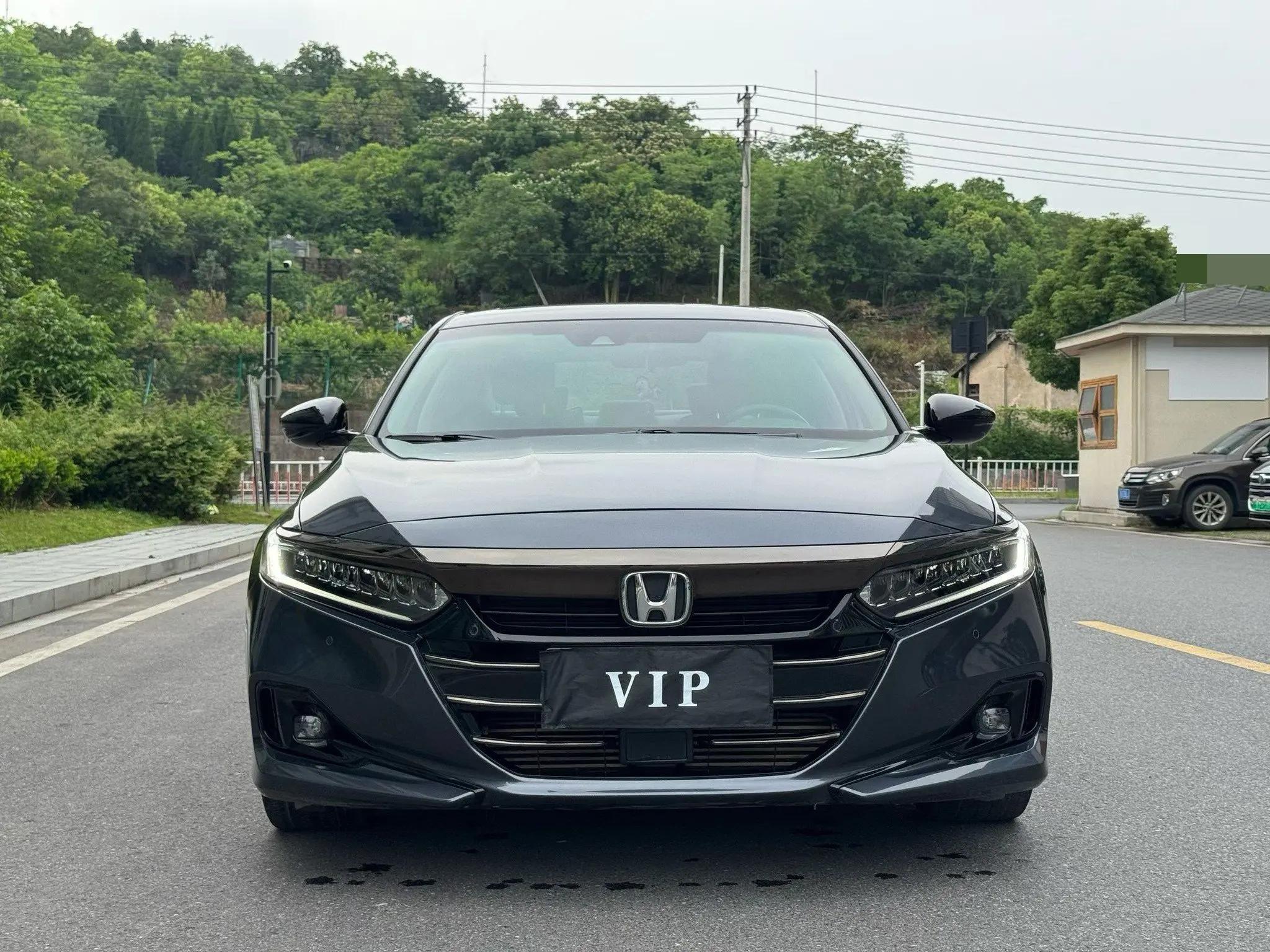 Accord 2022 260TURBO Magic Night Premium Edition 2